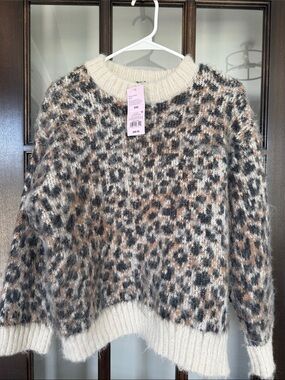 NWT - Wild Fable Cozy Leopard Print Crewneck Sweater - XXS